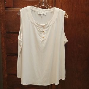Sleeveless tunic